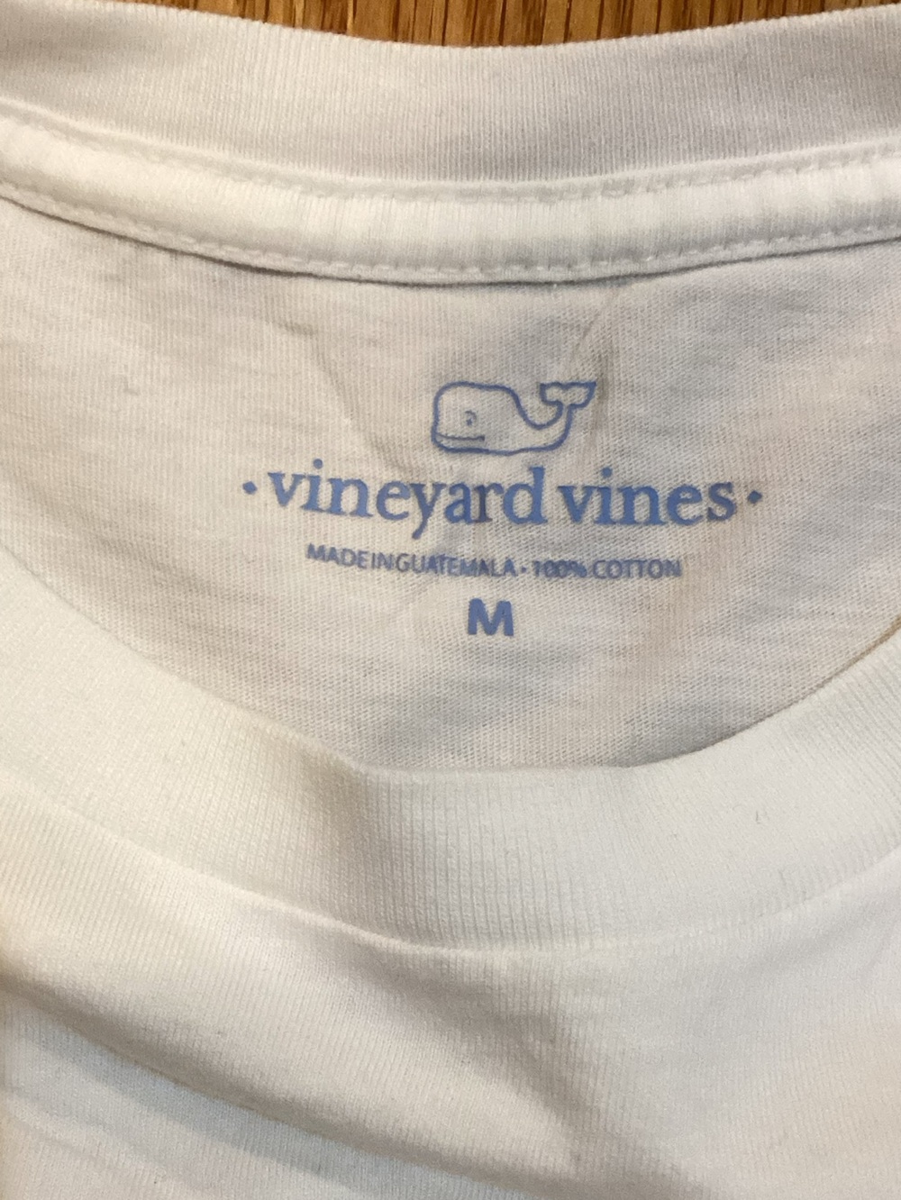 Vineyard Vines White Pocket Tee with Navy Whale Logo - Picture 3 of 4